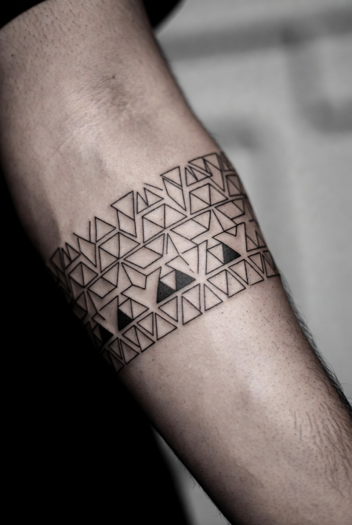 6. Arrow Tattoo